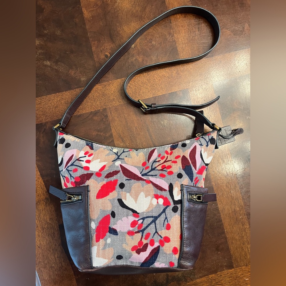 Fossil Women's Crossbody Bag - Floral Red and Black - Picture 6 of 13